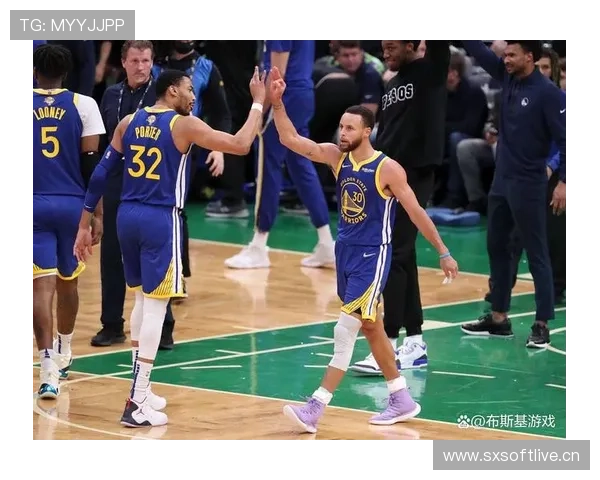 威廉姆斯挡拆牵制库里 较以往更能拉开空位提效