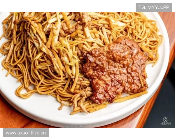 熊朝忠家的米线店开进拳馆对面，冠军吃一碗要付双倍钱？